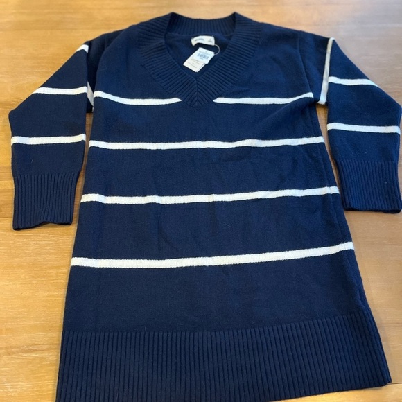 Hollister women’s Navy  Striped V-Neck Sweater NWT preppy Small - Picture 4 of 9